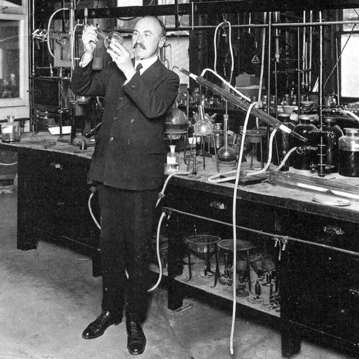 اولین سنتز صنعتی کاربردی پلی اتیلن